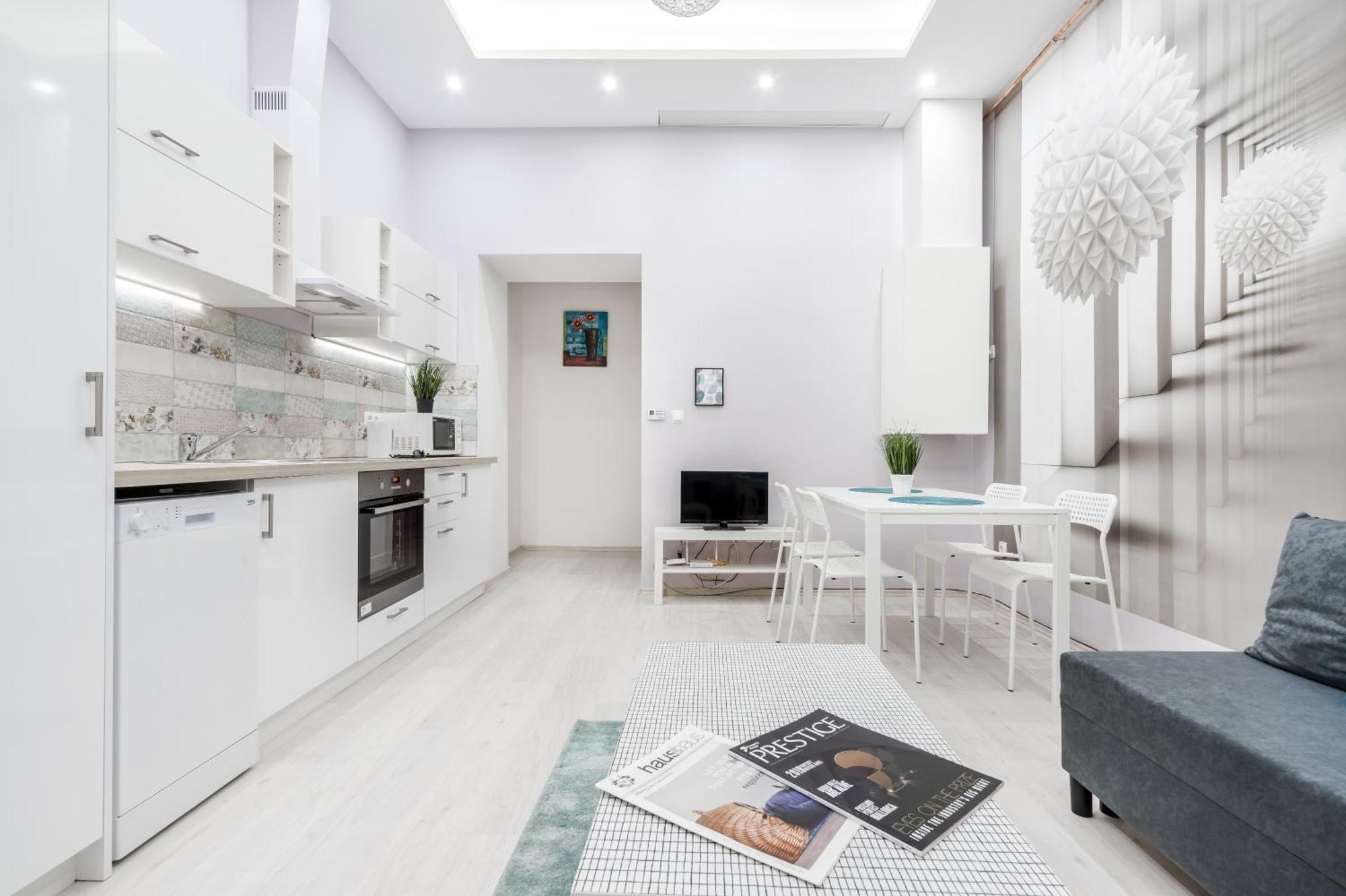Cozy 2 Bedroom 2 Bathroom Apartment In The City Centre Budapest Eksteriør bilde
